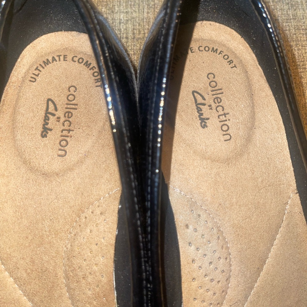 Clark’s Collection Shoe - Picture 4 of 8